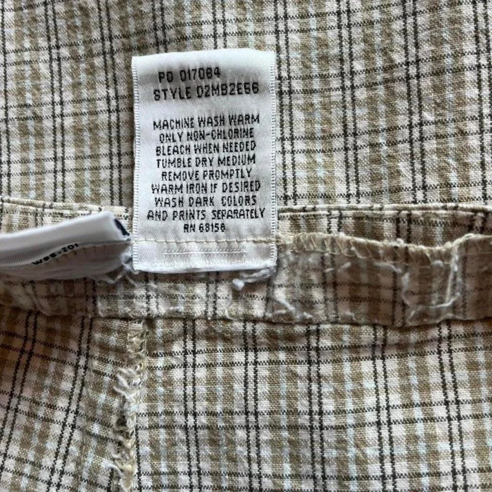 Whitefish Bay Women's Capri Pants Plaid Button Beige Black Cotton Flat Front - Picture 6 of 6